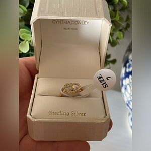 New Cynthia Rowley Heart Madonna Virgin Mary Sterling Silver 925 Ring size 7